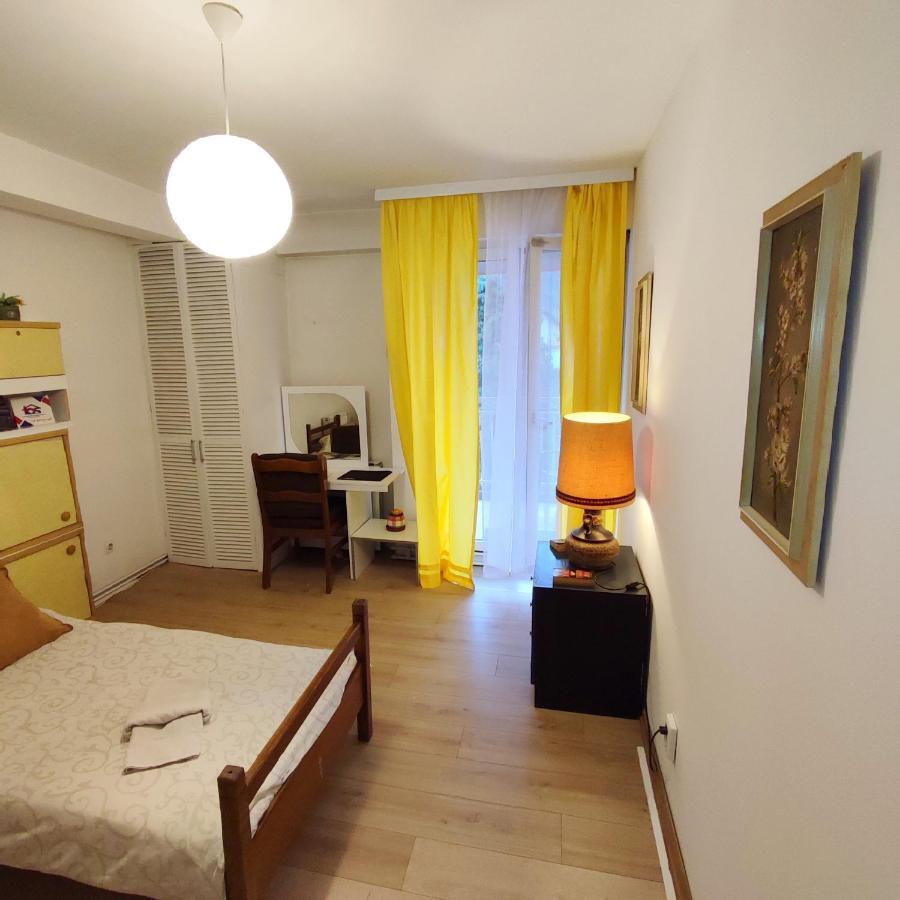 Rooms & Apartment Gh Pasha Tuzla Esterno foto